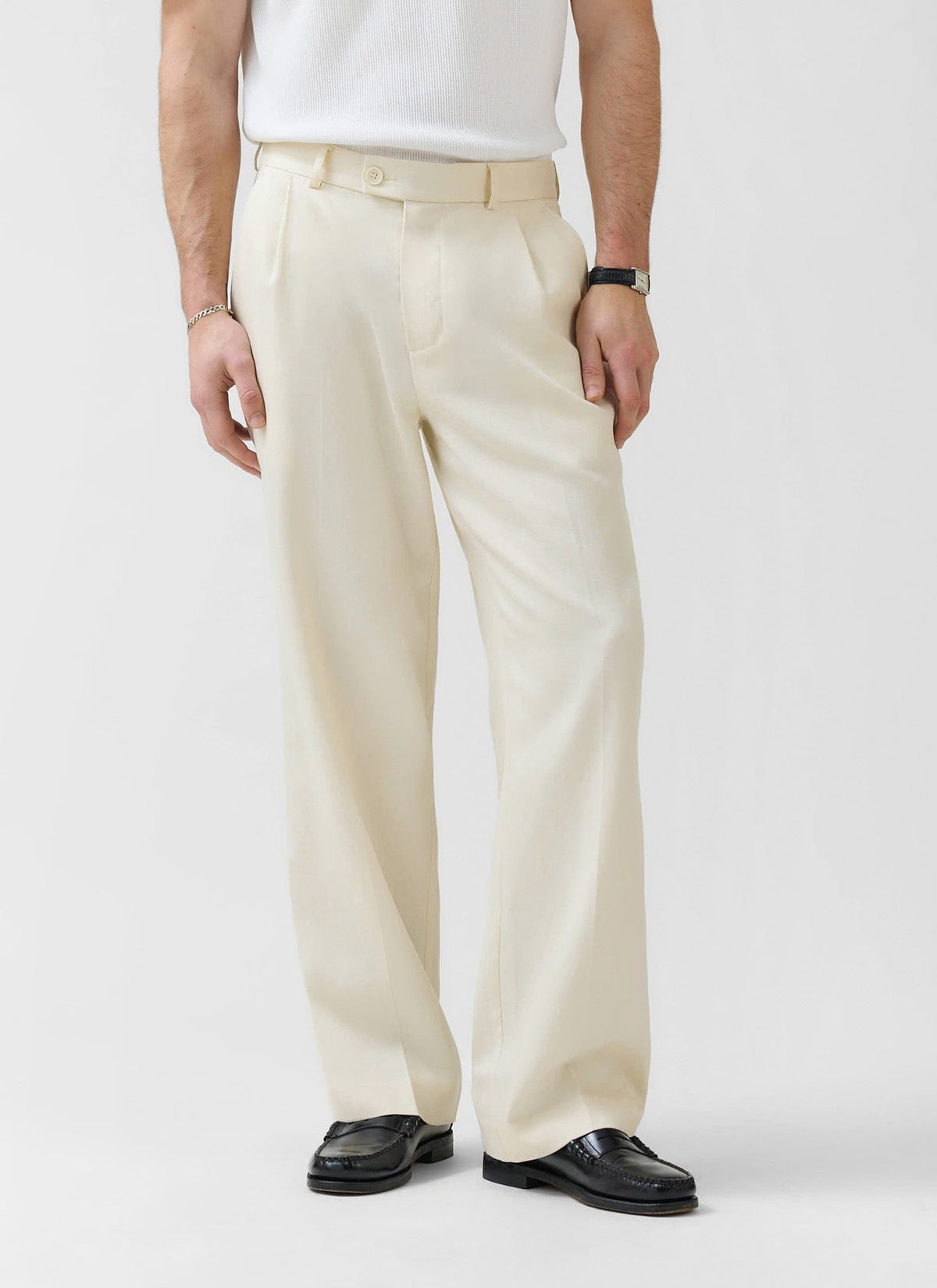 Men's Pleated Trousers - Relaxed Fit - Cream - Lyocell