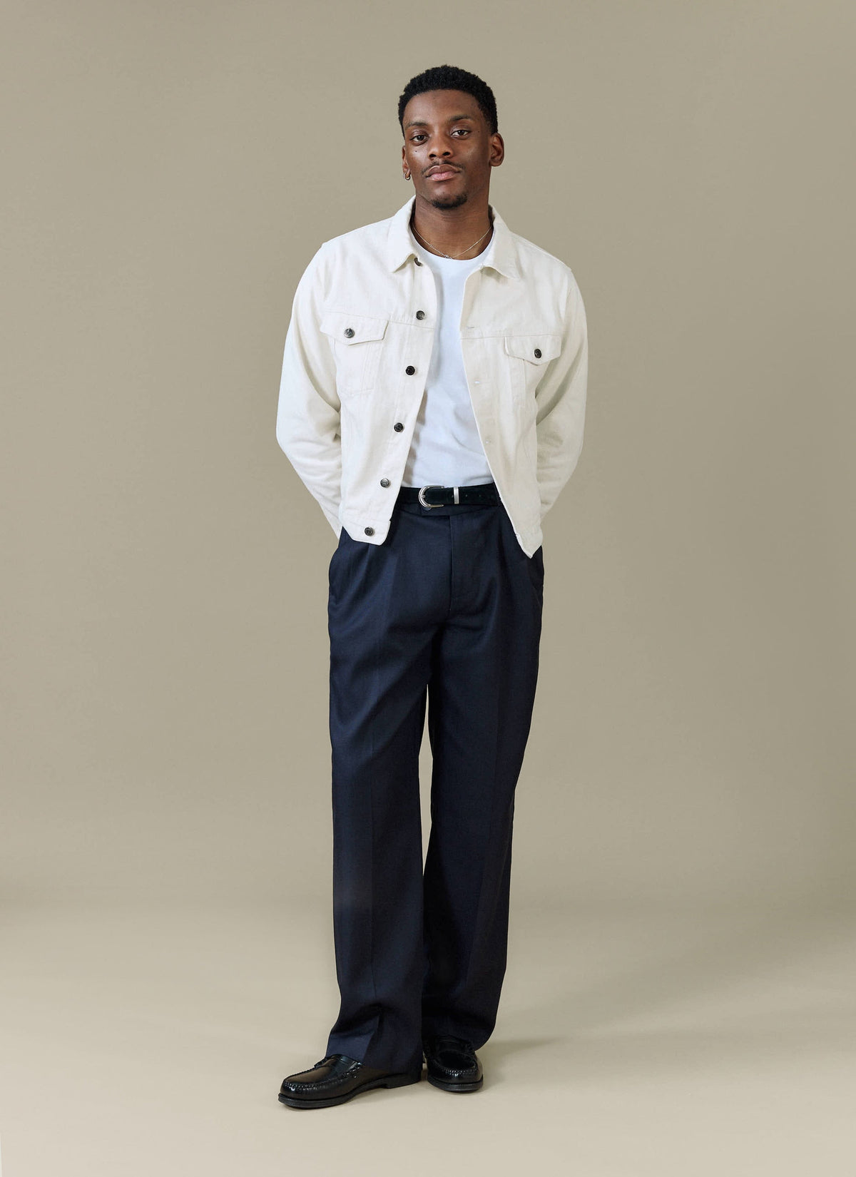 Men's Pleated Trousers - Relaxed Fit - Navy Blue - Lyocell