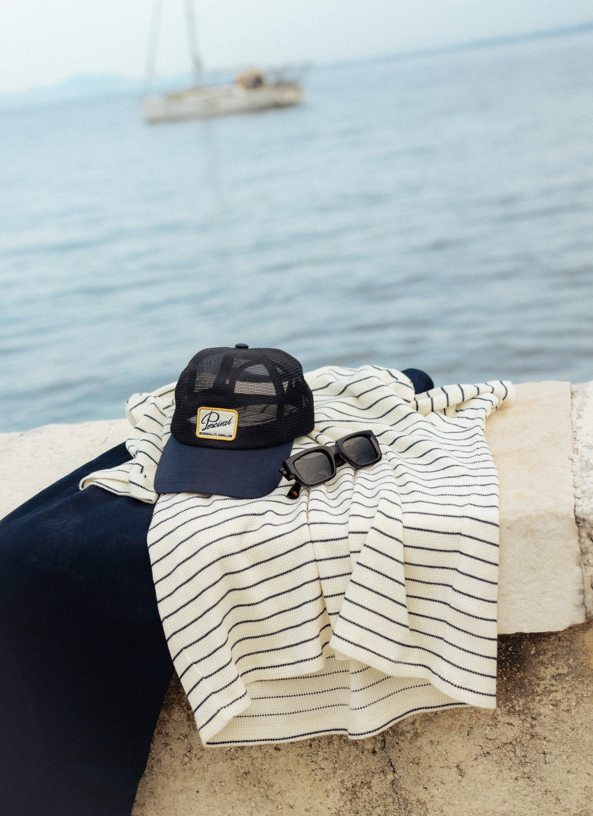 Men's Mesh Trucker Cap - Damien - Navy Blue