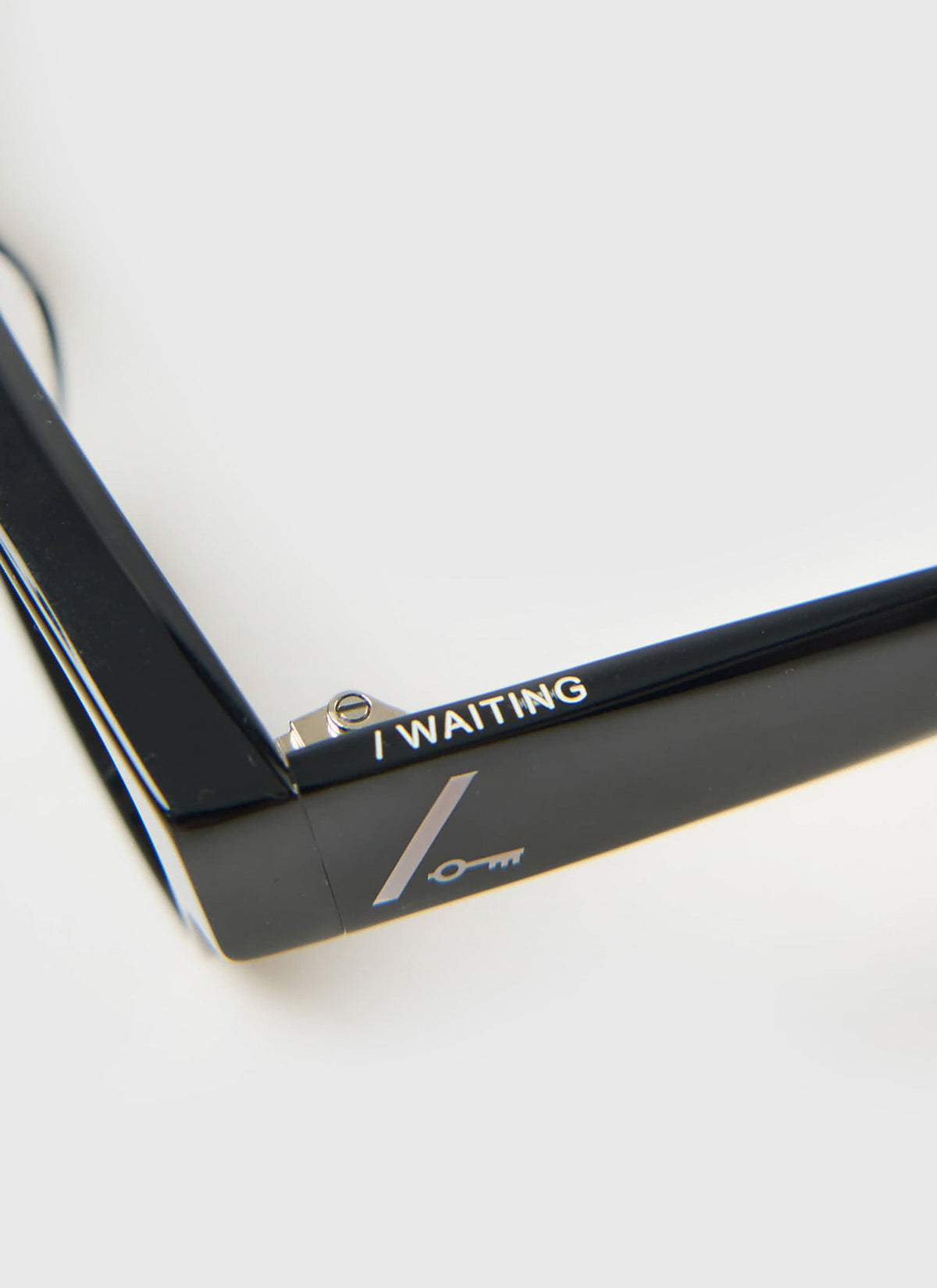 Classic Sunglasses - WFTS x Percival - Black Polarized Lenses
